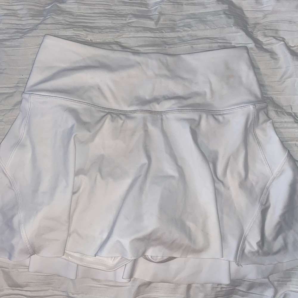 Women’s White Athleta Skirt